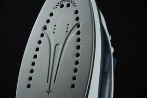 How to clean soleplate of steam iron?