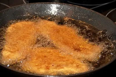 How to deep fry in wok